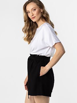 Pantaloni scurţi awama