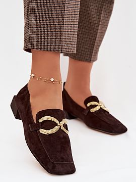 Mocasini Step in style  Mocasini pentru femei din piele naturală sunt o propunere elegantă pentru femeile care apreciază clasicul într-o interpretare modernă. 