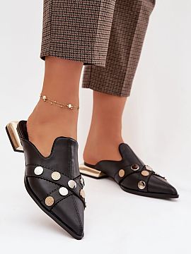 Şlapi Step in style  Papuci de damă tip mule, confecționați din piele naturală, sunt o propunere elegantă pentru femeile care apreciază un stil elegant și