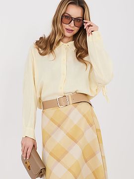 Cămaşă cu mânecă lungă Italy Moda  Cămașă de damă în stil casual, care se potrivește perfect atât în ​​ținutele de zi cu zi, cât și la locul de muncă. Modelul 