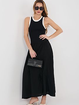 Fustă lungă Italy Moda  Fusta lungă casual pentru femei, ideală pentru stilurile zilnice. Modelul său neted o face versatilă și ușor de asortat cu diferite el