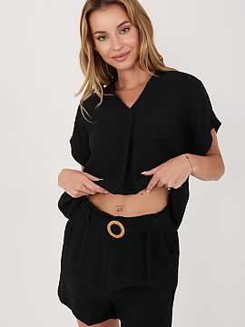 Pantaloni scurţi Sublevel  Șorturi elegante și confortabile pentru femei, fabricate dintr-un material ușor și plăcut la atingere, vor fi alegerea ideală pentru z