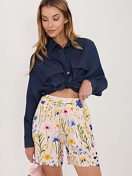 Pantaloni scurţi Sublevel  Șorturile ușoare și elegante pentru femei sunt o propunere ideală pentru ținutele zilnice în zilele mai calde. Realizate din viscoză 