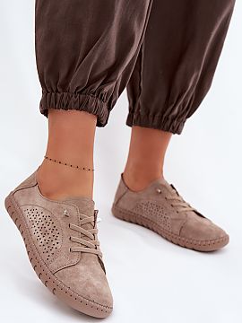 Pantofi de tip semi-sport Step in style  Pantofi pentru femei din piele naturală sunt o propunere stilată și confortabilă pentru fiecare zi. Materialul de înaltă calitate conf