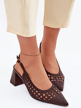 Sandale cu toc Step in style  Sandale cu toc împletite pentru femei sunt o propunere elegantă creată pentru ocazii speciale. Aspectul lor stilat atrage atenția, iar v
