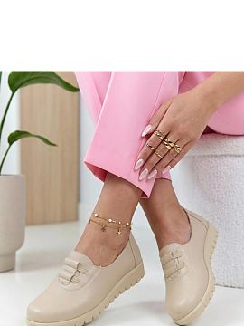 Pantofi de tip semi-sport Solea  Pantofi confortabili cu talpă joasă sunt o propunere ideală pentru femeile care apreciază confortul și eleganța subtilă în ținutele