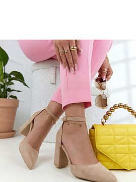 Pantofi dcu toc gros Solea  Elegantele pantofi cu un design rafinat sunt o propunere excelentă pentru femeile care apreciază stilul și confortul în orice situație.