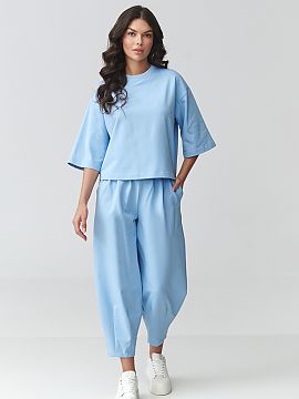 set Makadamia  Eleganta complet dama din material dres este o propunere ideală pentru femeile care apreciază confortul și aspectul modern în stilurile 