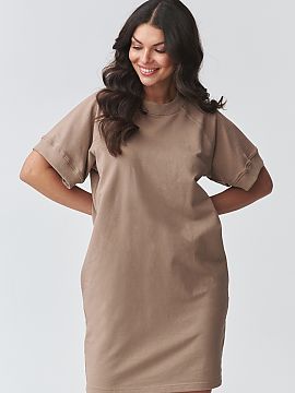 rochie de zi Makadamia  O rochie sport oversize elegant și extrem de confortabil este alegerea perfectă pentru femeile care apreciază combinația de confort și 