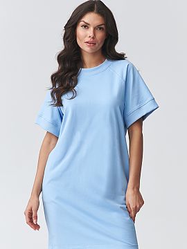 rochie de zi Makadamia  Rochie de trening oversize elegantă și extrem de confortabilă este alegerea perfectă pentru femeile care apreciază combinația de confo