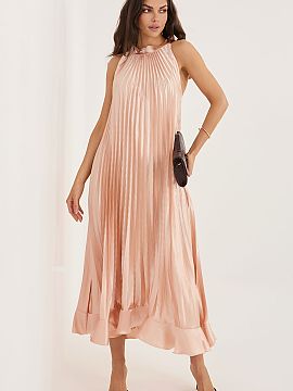 rochie formală Rue Paris  Rochia de cocktail plisată este o propunere elegantă care se va potrivi perfect la ocazii și petreceri speciale. Croiala sa ușoară și 