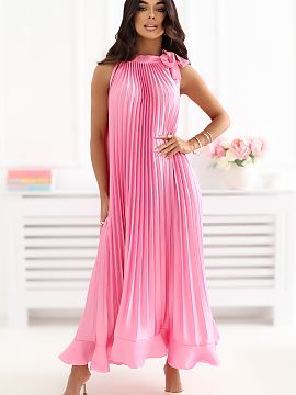 rochie formală Rue Paris  Rochie plisată de cocktail este o propunere elegantă care se va potrivi perfect pentru ocazii speciale și petreceri. Croiala ușoară, le