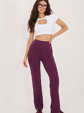 Pantaloni de trening Rue Paris  Pantaloni de trening cu picior drept sunt o propunere comodă și stilată pentru ziua de zi. Modelul cu talie înaltă se potrivește perfe