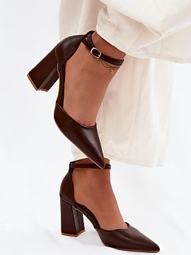 Pantofi dcu toc gros Step in style  Balerinii din piele ecologică pentru femei cu toc sunt o propunere elegantă și versatilă, care se va potrivi perfect în multe stilizăr