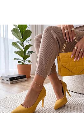 Pantofi cu toc subţire (stiletto) Solea