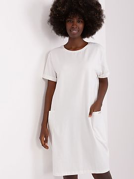 rochie de zi Rue Paris  Rochie sport confortabilă cu croială simplă, creată pentru utilizare zilnică în zilele calde de vară. Designul minimalist și neted o