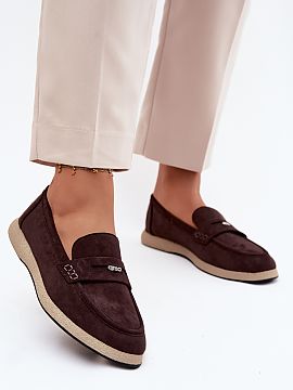 Mokasini Step in style  Mocasinile pentru femei de la marca Vinceza sunt o propunere elegantă și confortabilă pentru fiecare zi. Fasonul lor clasic, împreună c