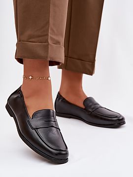 Mokasini Step in style  Mocasini de damă din piele naturală marca Vinceza sunt un model elegant și confortabil, ideal pentru purtare zilnică. Partea superioară
