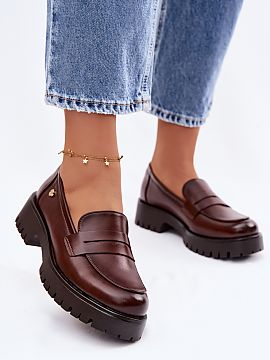 Mokasini Step in style  Mocasini de damă din piele naturală de la marca Vinceza sunt o combinație elegantă între clasic și un accent modern. Pielea naturală 