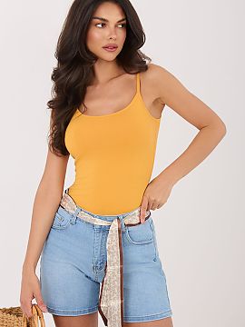 Shorts Factory Price  Șorturile de damă din denim sunt o alegere excelentă pentru ținutele de zi cu zi, combinând confortul cu un aspect la modă. Fabricate 