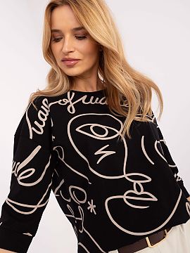 Bluzka Rue Paris  Bluza de zi cu zi este alegerea ideală pentru persoanele care apreciază confortul și aspectul la modă în orice situație. Realizată di