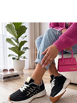 Încălțăminte sport pe platformă Solea  Pantofii sport eleganți cu șireturi sunt o combinație perfectă între confort și design modern. Tălpicul sportiv îi face să fie potr