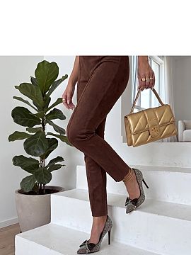 Pantofi cu toc subţire (stiletto) Solea