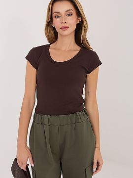 Tricou Rue Paris  Tricoul casual pentru femei este o propunere universală ideală pentru ziua de zi. Modelul de lungime standard și decolteul clasic rotund 