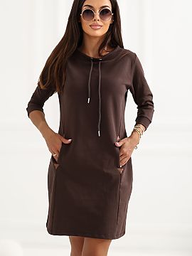 Rochie de zi Rue Paris  Rochie sport elegantă și confortabilă cu un design simplu, ideală pentru zi de zi. Designul minimalist și neted al acesteia se potrive�