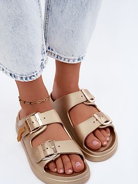 Papuci cu platformă Step in style  Șlapii pentru femei de la marca D.Franklin reprezintă o propunere ideală pentru vară pentru femeile care apreciază confortul și stilul