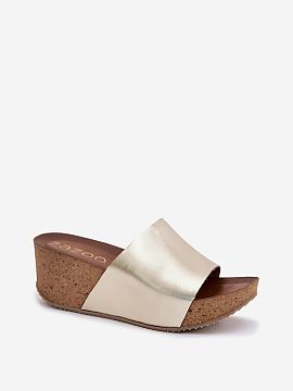 Sandale cu talpă tip pană Step in style