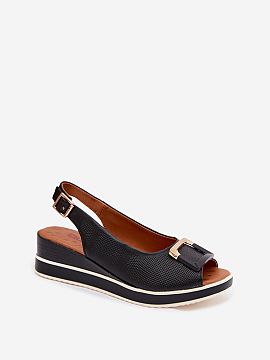 Sandale cu talpă tip pană Step in style