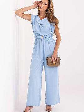 Salopetă Italy Moda  O combinație elegantă cu finisaj neted este o propunere universală, perfectă atât pentru ziua de zi, cât și pentru ocazii mai elegant