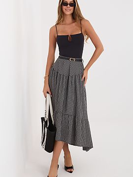 Fustă Italy Moda  Fusta midi casual în carouri este o propunere confortabilă și stilată pentru ziua de zi, ideală pentru stilizările relaxate și zilnic