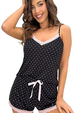 Pijama Donna  Pijama de damă Pati în buline este o combinație ușoară și feminină, care încântă prin stilul subtil și confortul purtării. Model