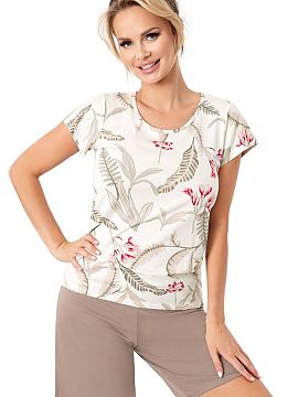 Pijama Donna  Pijama damă Michelle 1/2 este un set confortabil și stylish realizat din viscoză moale și respirabilă, care asigură confortul purtări