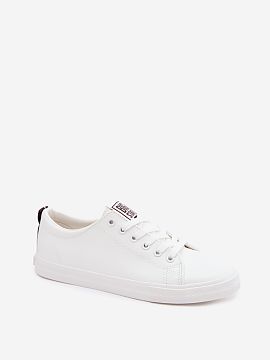 Tenişi Step in style
