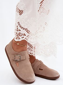 Pantofi Step in style  Pantofii pentru femei în stilul saboților, realizați din microfibră, reprezintă o propunere stilată pentru femeile care apreciază con