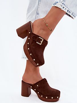 Încălțări cu toc Step in style  Sandale dama tip clogs realizate din imitație de microfibră. Designul la modă, așezat pe un toc stabil de tip cărămidă, conferă înt
