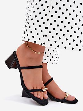 Încălțări cu toc Step in style  Papuci pentru femei din imitatie de suede sunt o propunere stilată pentru femeile care prețuiesc un aspect elegant și detalii la modă. M