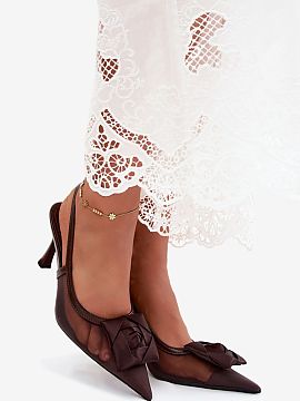 Sandale cu toc Step in style  Sandalele din plasă pentru dame reprezintă o propunere elegantă și atrăgătoare pentru ocazii speciale. Acestea se dovedesc a fi ideale