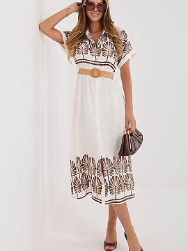 Rochie de zi Italy Moda  Rochie de vară stilată cu croială cămășuică, care combină confortul purtării zilnice cu un aspect elegant. Croiala simplă face ca 