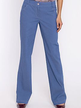 Jeanşi Nife  Pantaloni de damă din denim cu croială slim fit sunt o propunere clasică care subliniază silueta și conferă stilului un caracter atemp