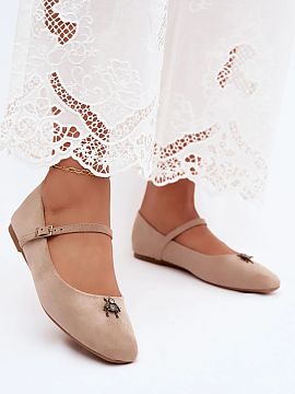 Balerini Step in style  Balerinii pentru femei din imitație de catifea sunt o propunere elegantă pentru femeile care apreciază confortul și detaliile moderne. C
