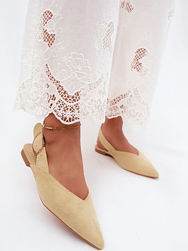 Balerini Step in style  Balerinii femeie din eko-suede sunt o alegere elegantă și confortabilă pentru fiecare zi. Modelul cu toc plat garantează confortul, iar 