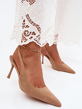 Sandale cu toc Step in style  Sandalele de damă din piele ecologică sunt o propunere elegantă pentru ocazii speciale. Tocul subțire de tip ac se potrivește frumos si
