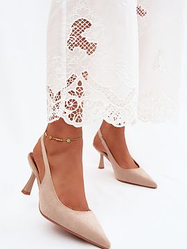 Sandale cu toc Step in style  Sandale de damă cu toc înalt din imitație de catifea sunt o propunere elegantă și atemporală, care completează perfect multe ținute.