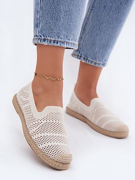Espadrile Step in style  Mocasini perforați din material textil sunt o propunere ușoară și confortabilă pentru zilele mai calde. Modelul clasic combinat cu fini