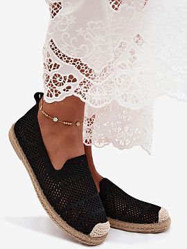 Espadrile Step in style  Mocasini perforați din material textil sunt o propunere ușoară și confortabilă pentru zilele mai calde. Tăietura clasică combinată c