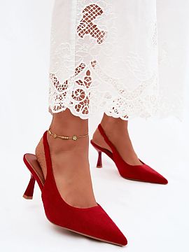 Sandale cu toc Step in style  Sandale cu toc pentru femei din imitație de catifea sunt o propunere elegantă și atemporală, care completează perfect multe ținute. Re